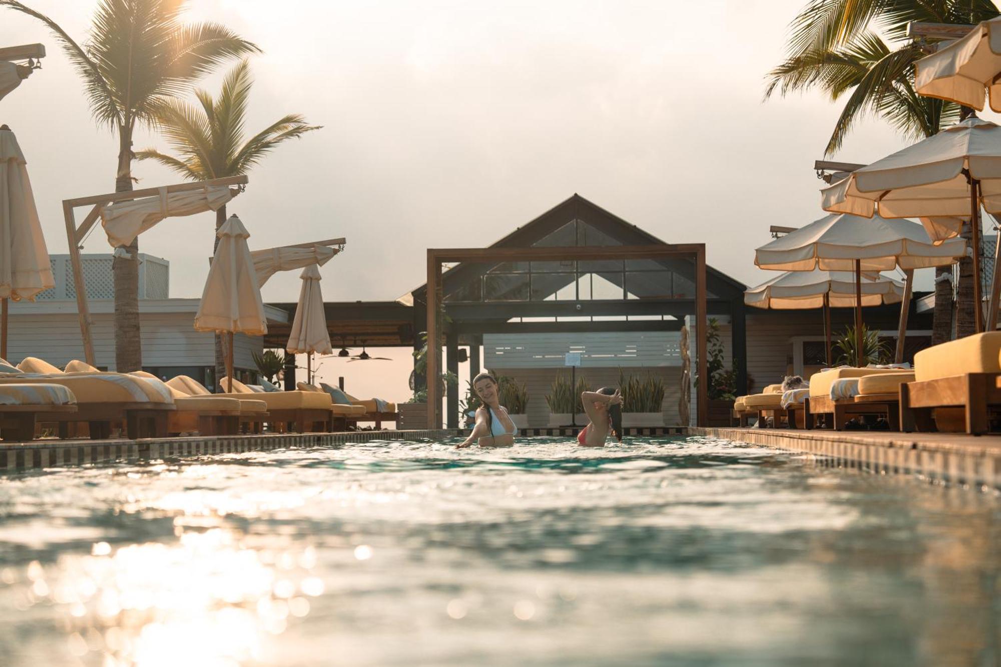 Secana Beachtown Resort & Residences Canggu Extérieur photo